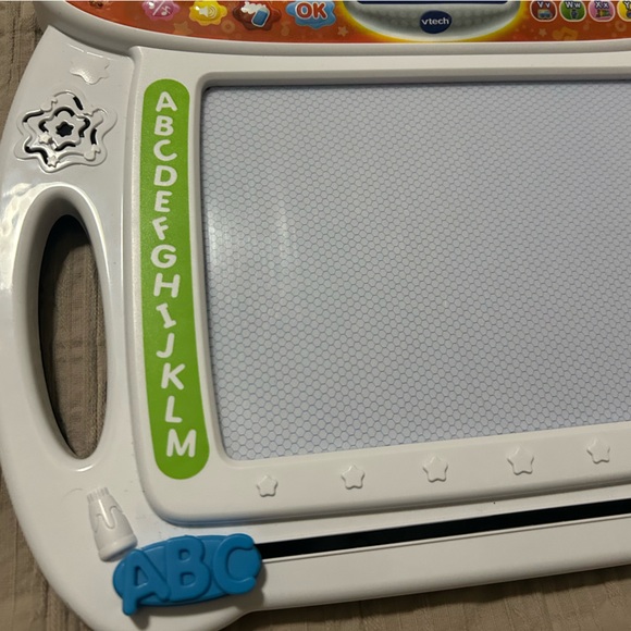 VTech Write & Learn Creative Center - Picture 3 of 4